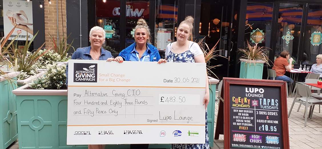 Lupo Lounge raise over £400 for Alternative Giving Campaign